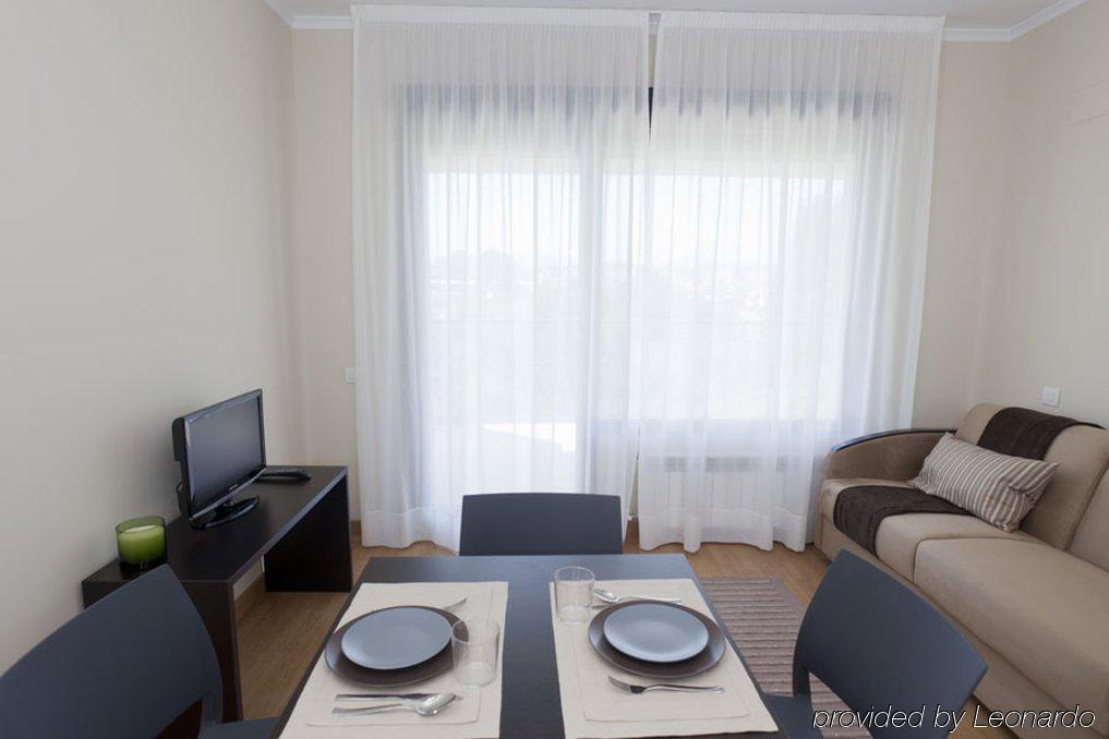 Aparthotel Jardines De Aristi Βιτόρια-Γκαστέις Δωμάτιο φωτογραφία
