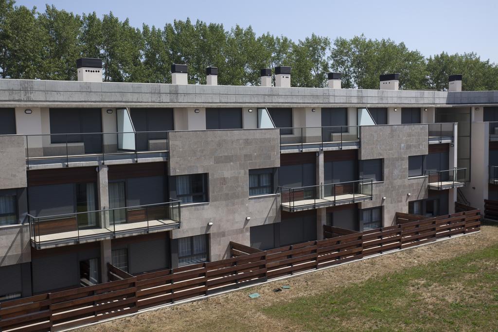 Aparthotel Jardines De Aristi Βιτόρια-Γκαστέις Εξωτερικό φωτογραφία