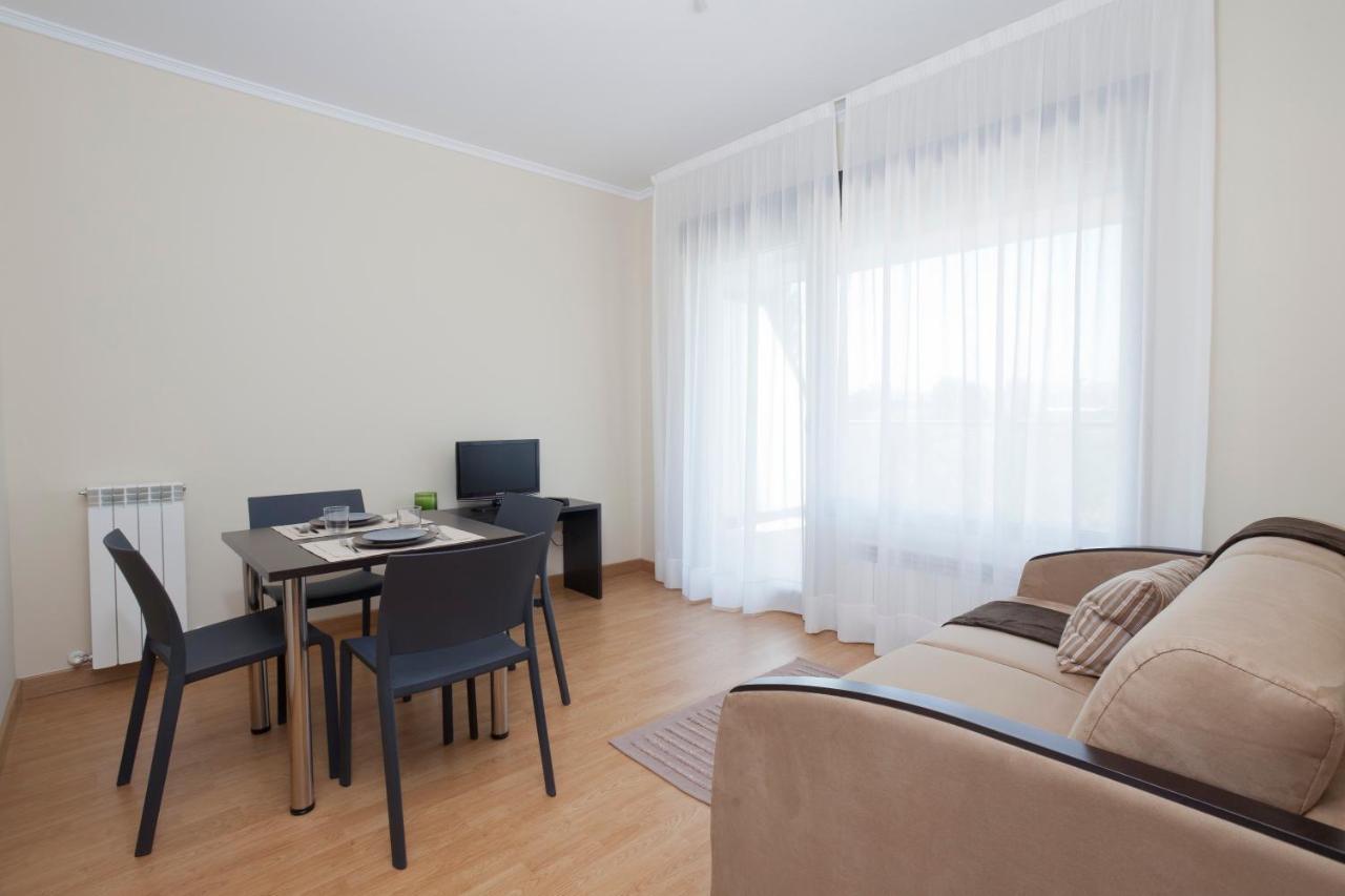 Aparthotel Jardines De Aristi Βιτόρια-Γκαστέις Εξωτερικό φωτογραφία